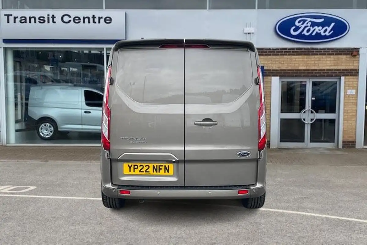 2021-ford-transit-custom-20tdci-290-l1h1-sport-185pseu6dt-auto-big-12
