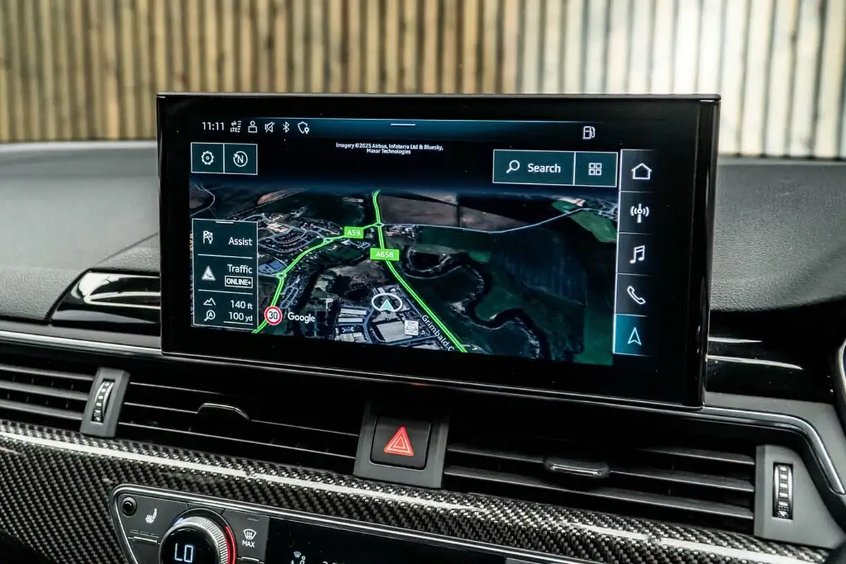 2023-audi-rs4-avant-29-tfsi-carbon-black-big-23