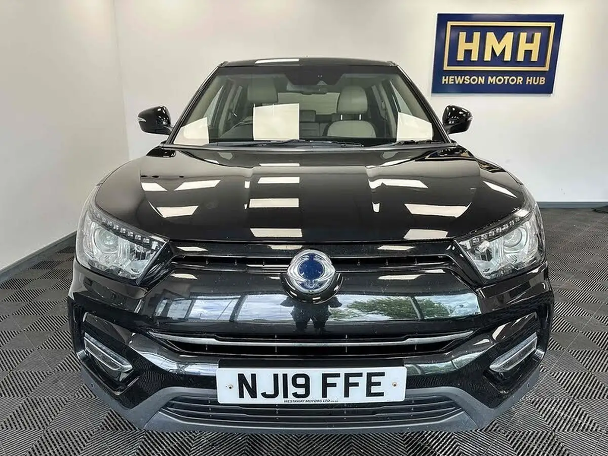 2019-kgm-ssangyong-tivoli-16-ultimate-big-1