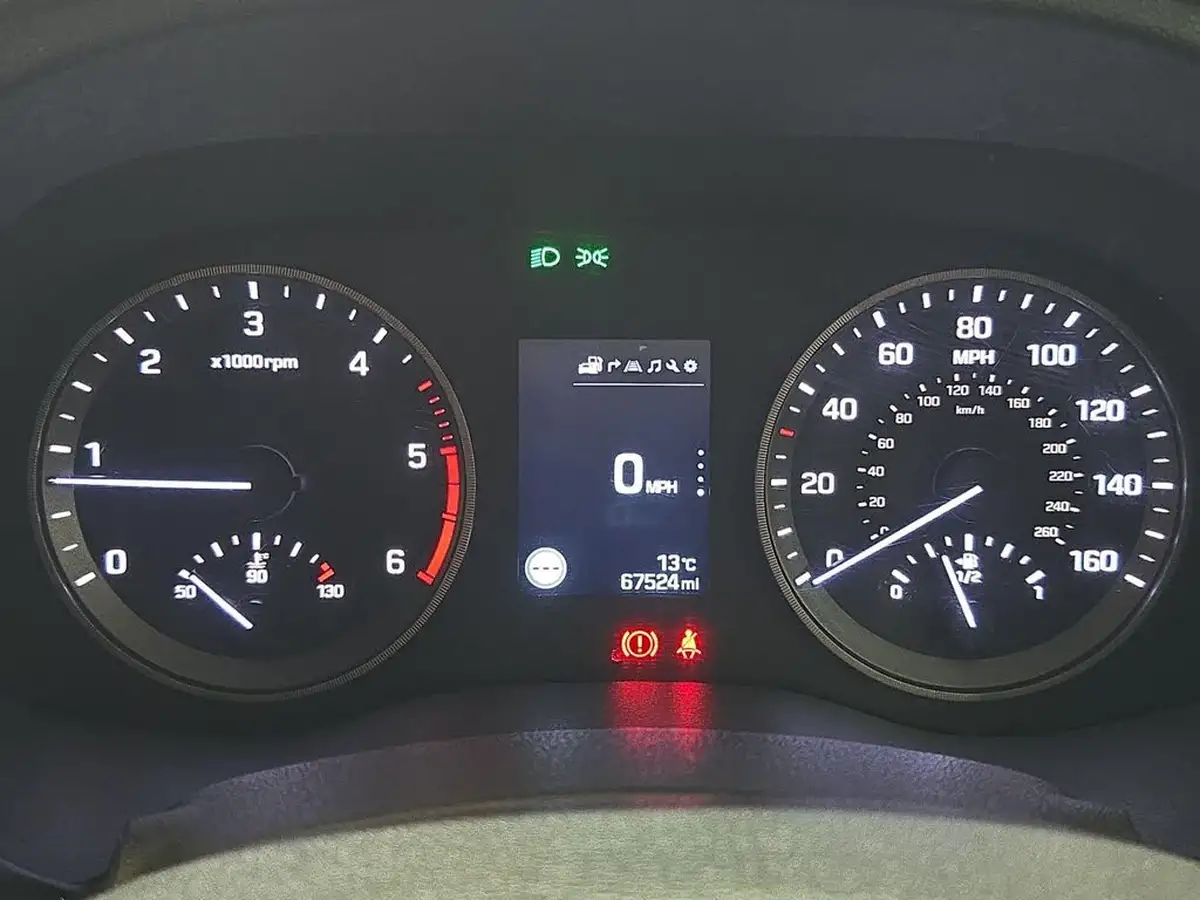 2016-hyundai-tucson-20crdi-blue-drive-se-nav-big-17