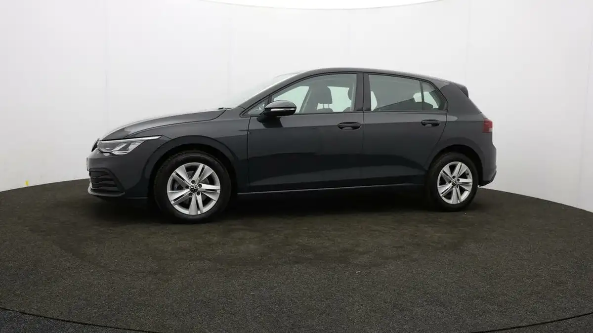 2022-volkswagen-golf-20tdi-life-hatchback-big-57