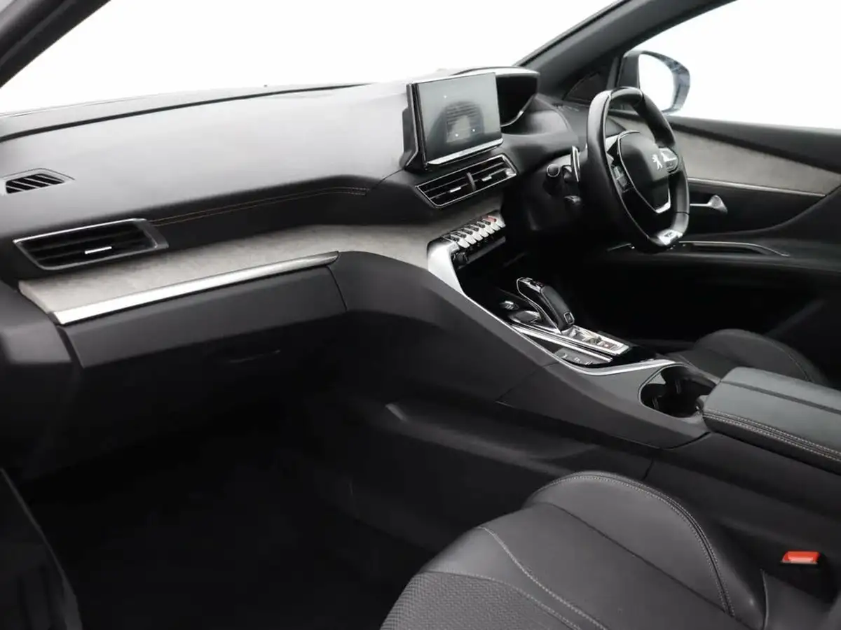 2022-peugeot-3008-suv-15-bluehdi-gt-eat8-big-10