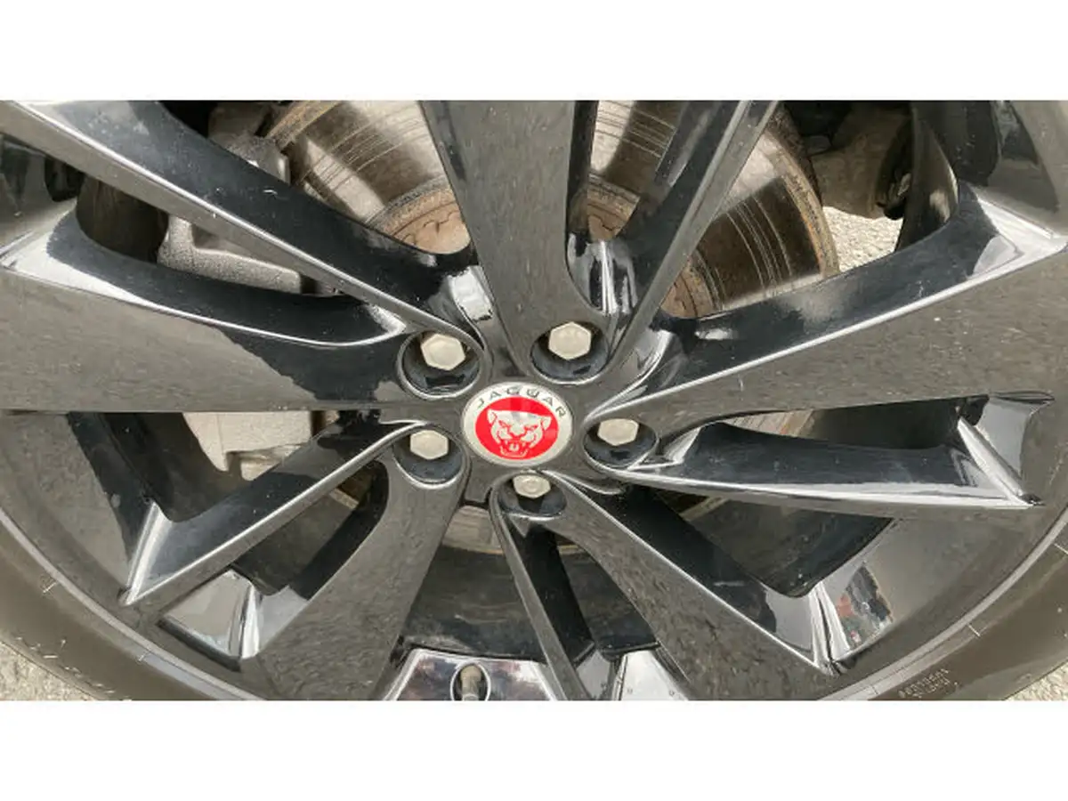 2021-jaguar-f-pace-20-d200-r-dynamic-se-mhev-big-34