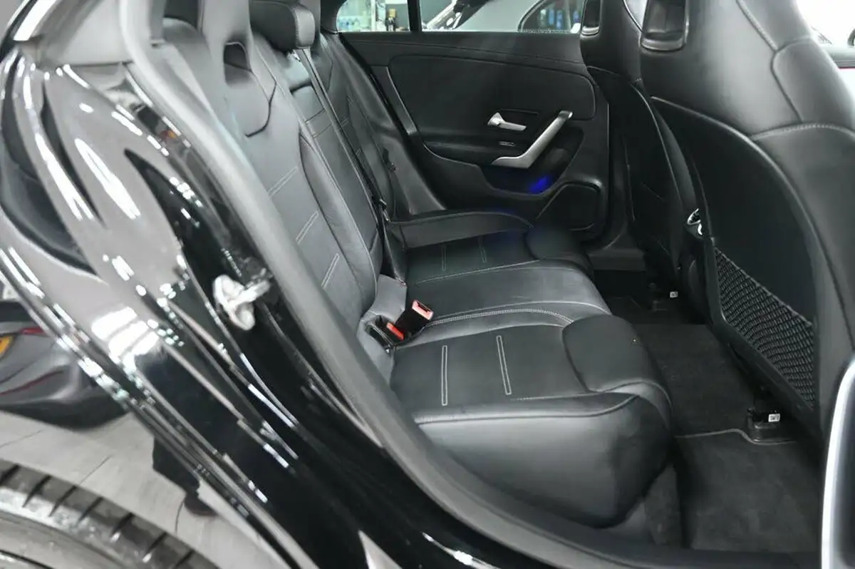 2022-mercedes-benz-cla-20d-cla-220d-amg-line-premium-plus-coupe-4d-big-17