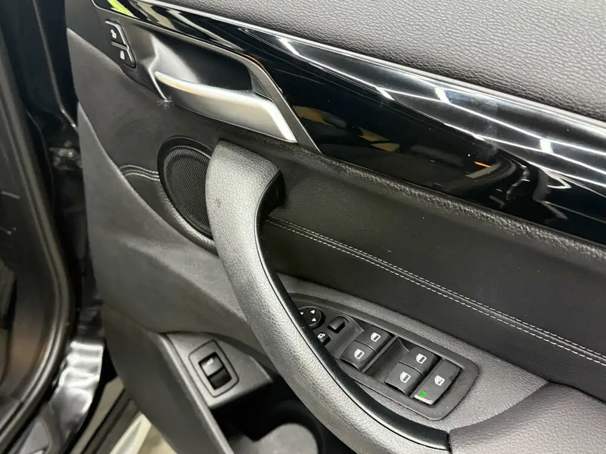 2018-bmw-x1-20td-xdrive20d-xline-ss-big-24