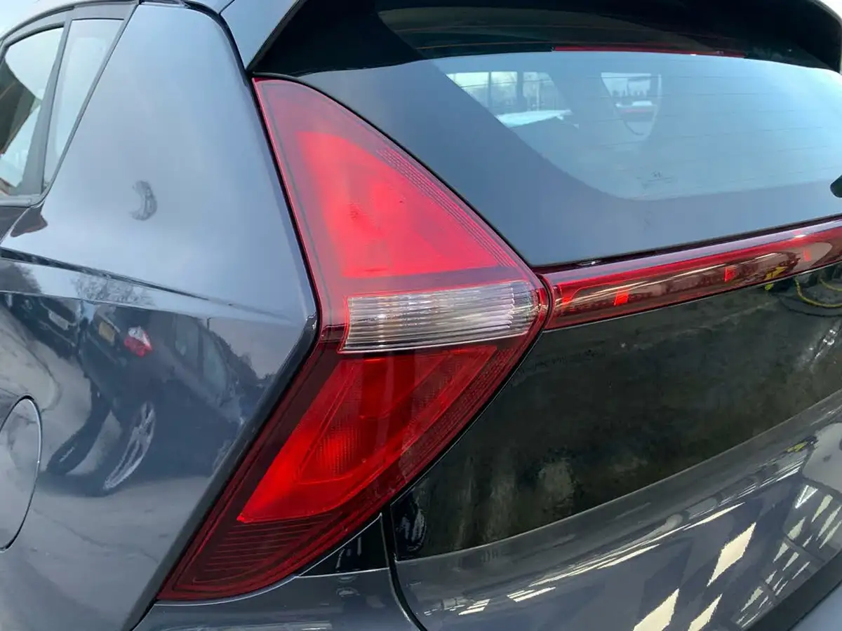 2022-hyundai-bayon-10-t-gdi-se-connect-dct-big-33