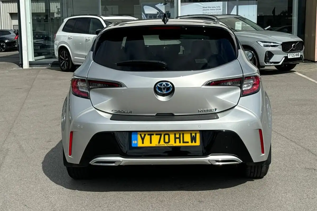 2020-toyota-corolla-20-vvt-i-excel-trk-hatchback-big-38