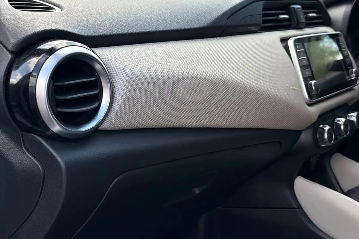 2020-nissan-micra-10-ig-t-acenta-100ps-big-30