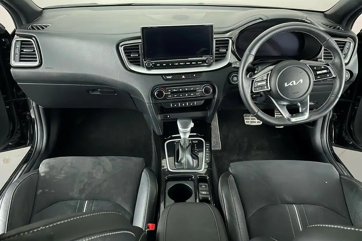 2024-kia-pro-ceed-15-t-gdi-gt-line-s-138bhp-big-21