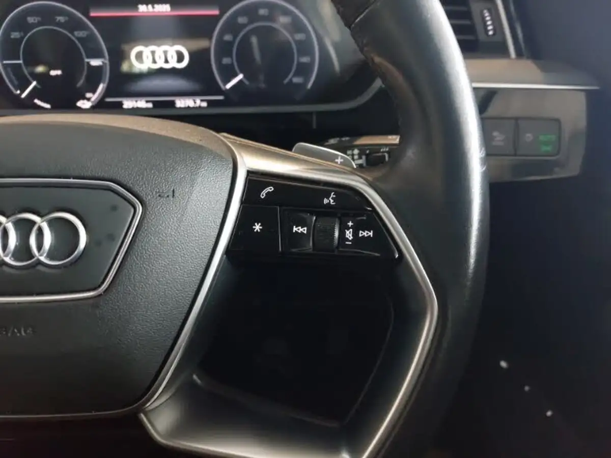 2020-audi-e-tron-50e-technik-big-10