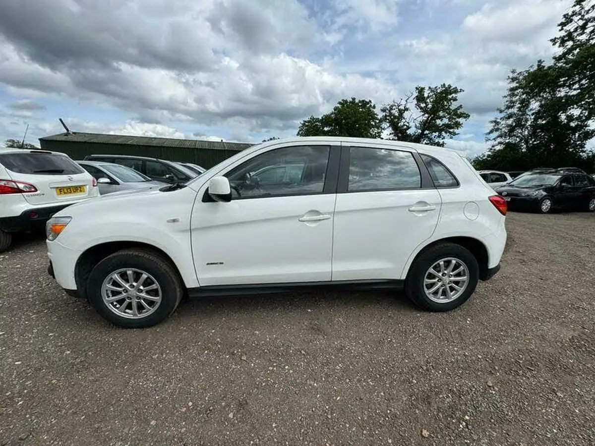 2014-mitsubishi-asx-16-2-big-3