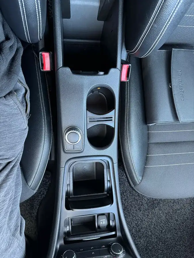 2014-mercedes-benz-a-class-big-32