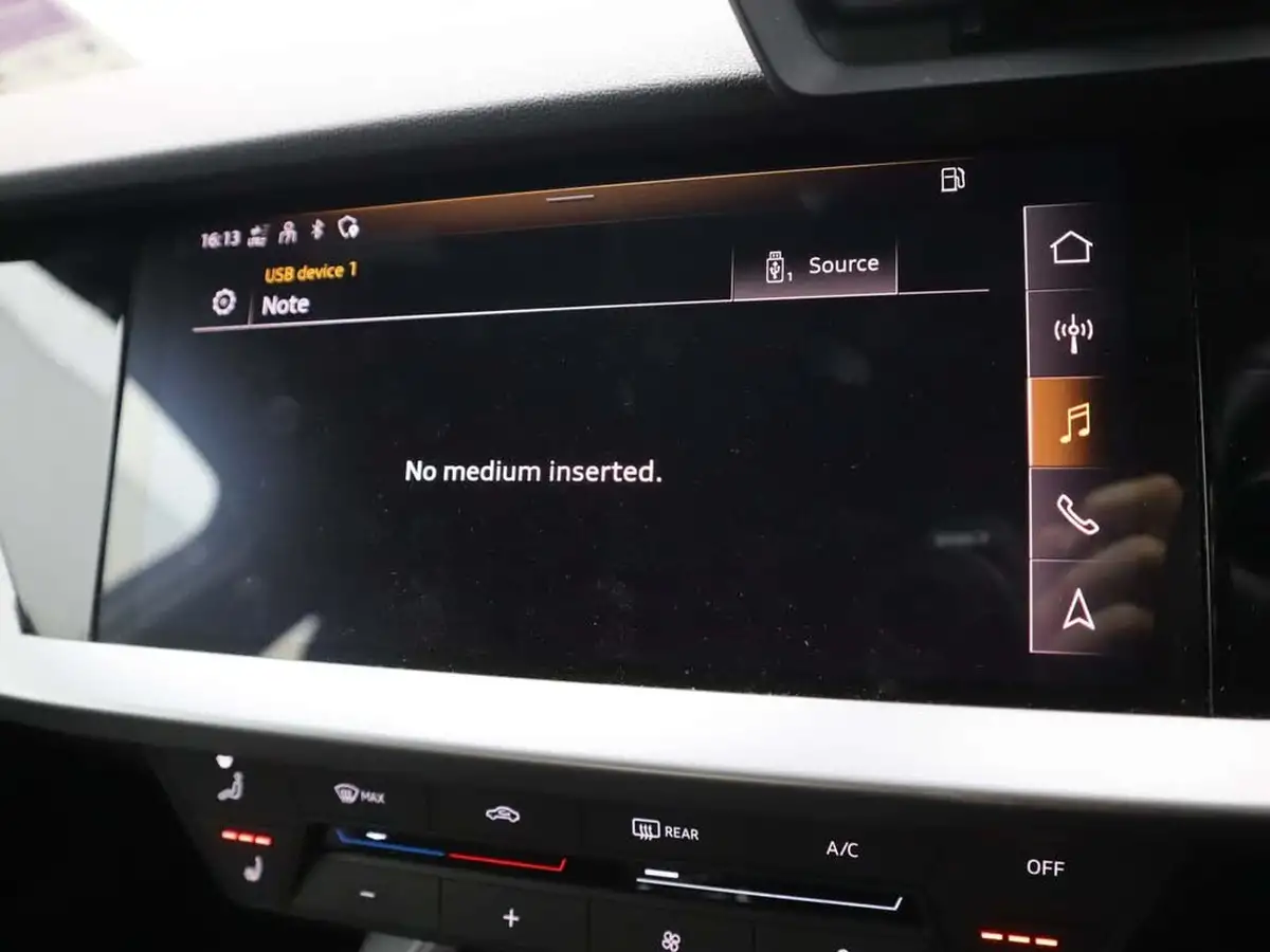 2021-audi-a3-15-35-tfsi-technik-big-20