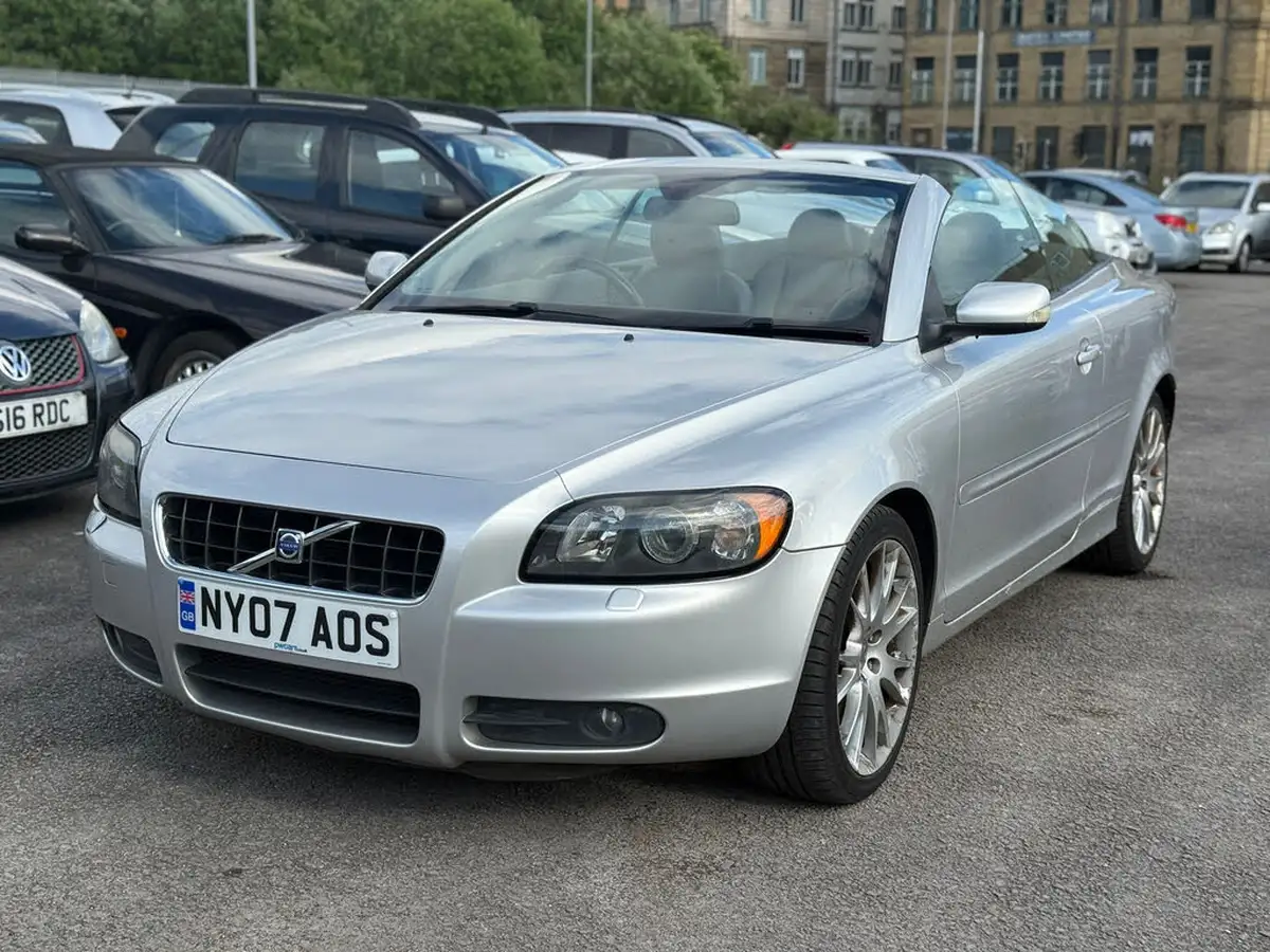 2007-volvo-c70-24td-se-lux-geartronic-big-2