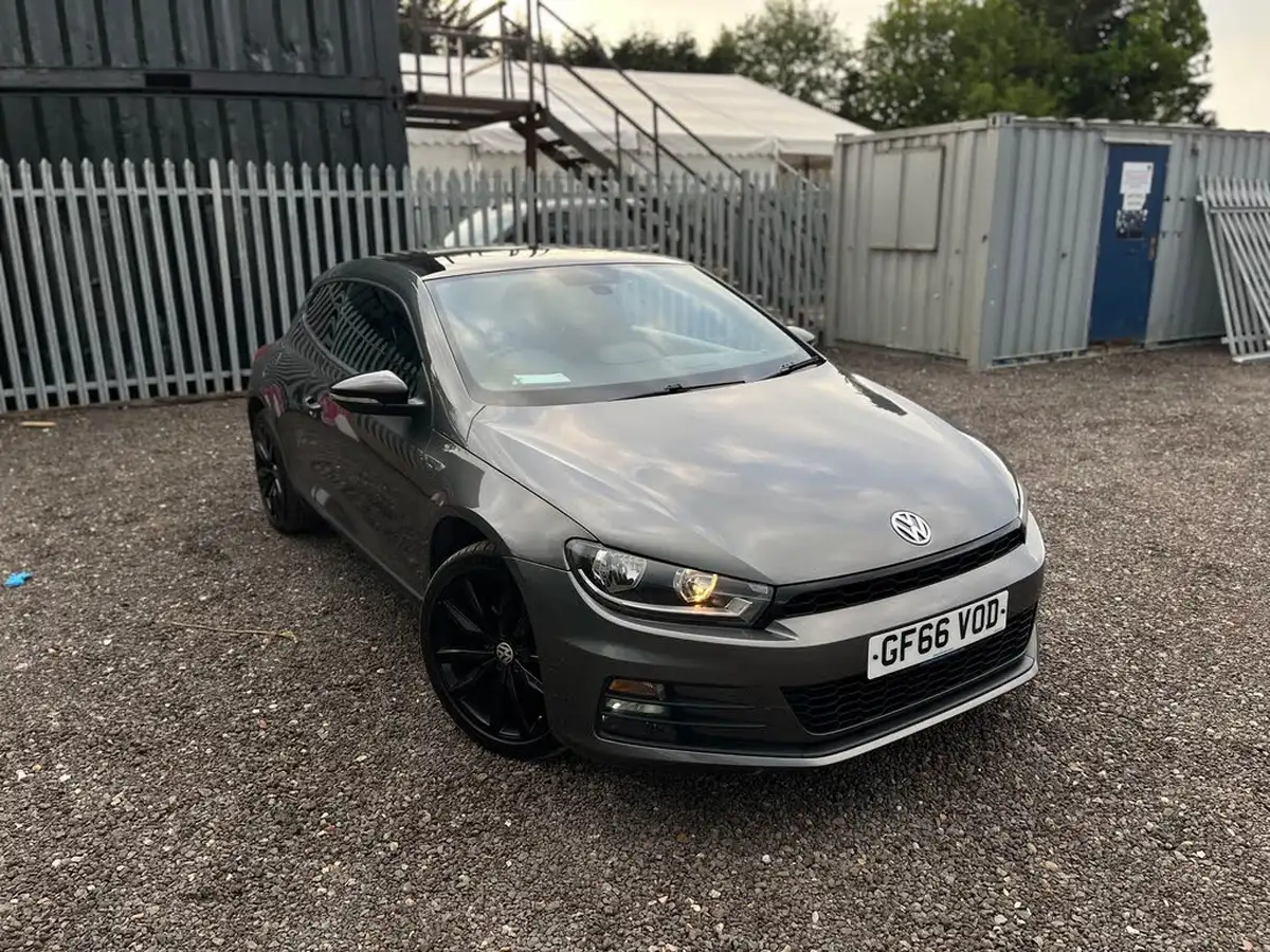 2016-volkswagen-scirocco-20tdi-gt-150ps-dsg-big-1