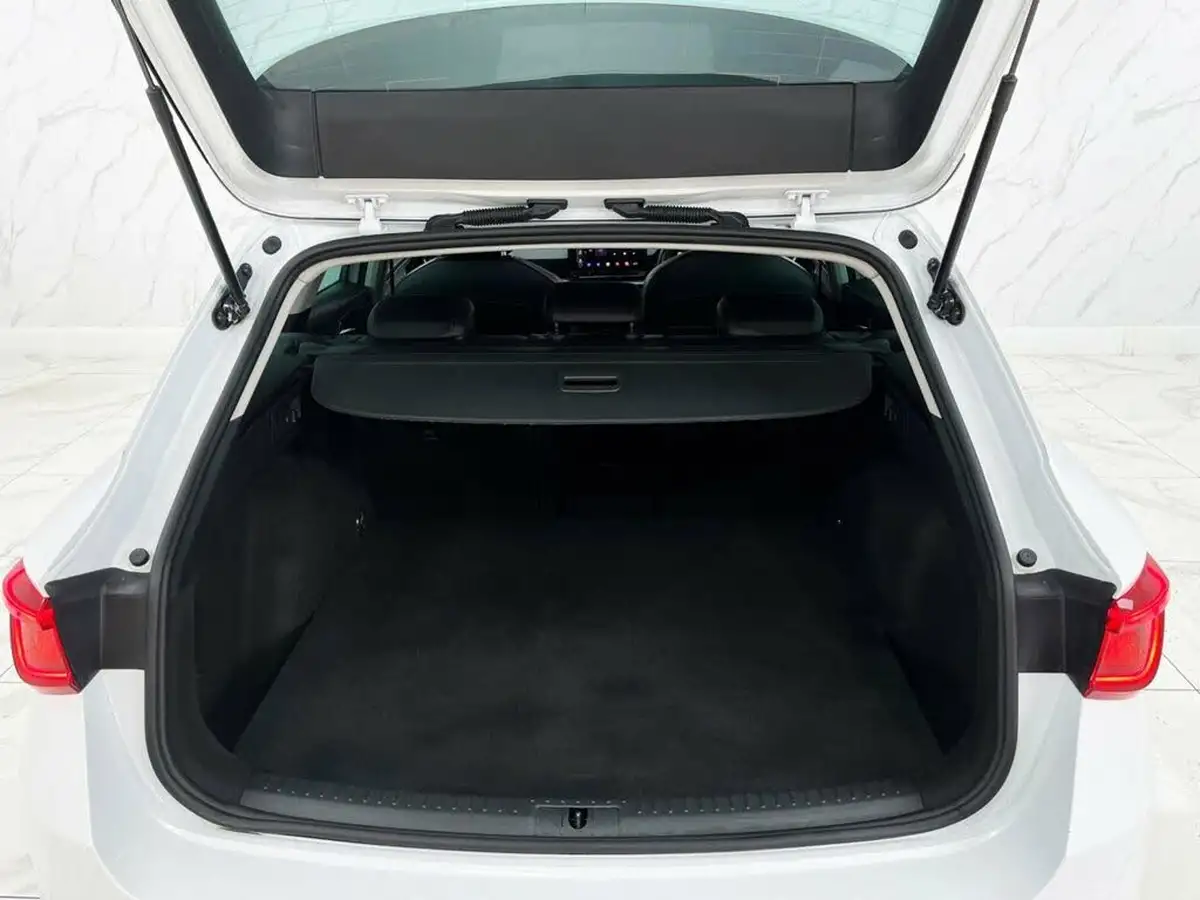 2022-seat-leon-14-e-hybrid-fr-estate-big-34