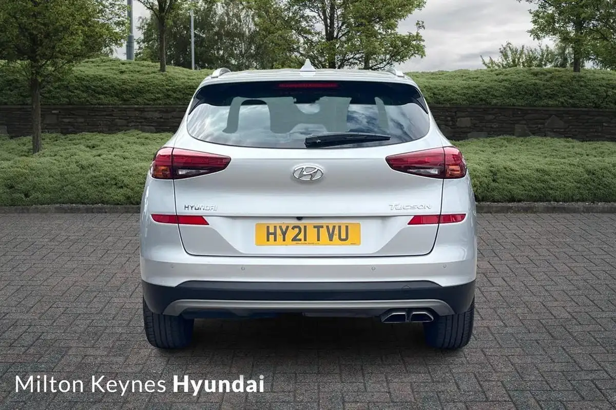 2021-hyundai-tucson-16crdi-se-nav-136ps-dct-big-3