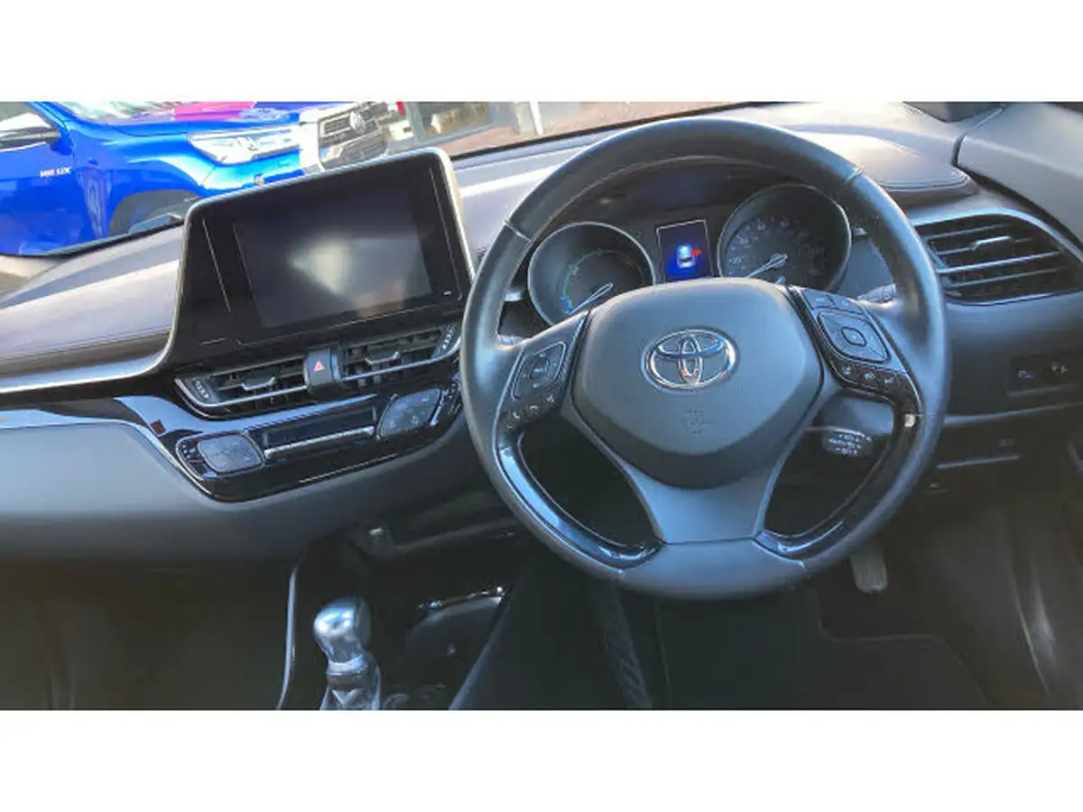 2018-toyota-c-hr-18-vvt-i-excel-big-5