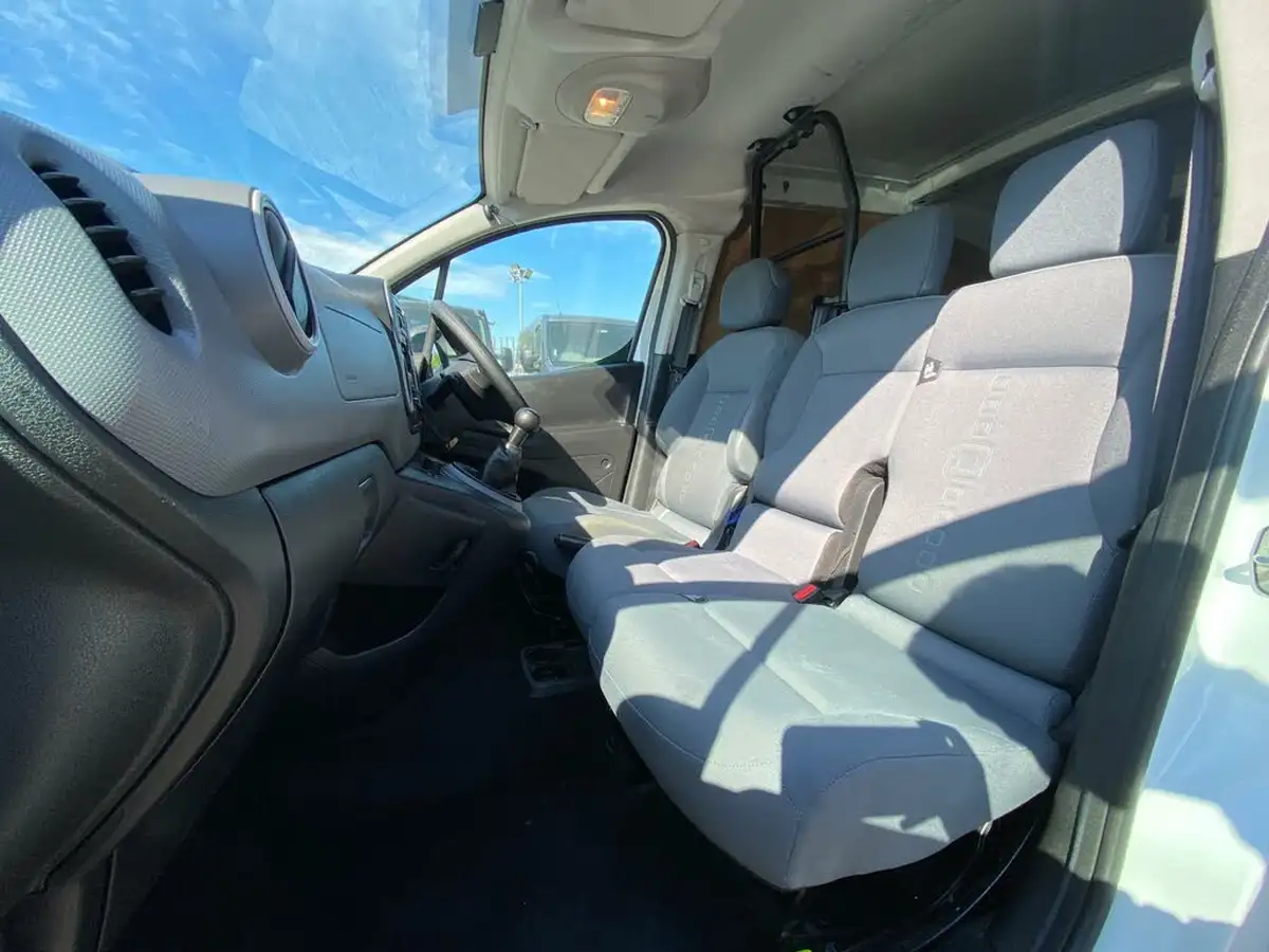 2013-citroen-berlingo-16td-l1-625-lx-airdream-airdream-panel-big-43