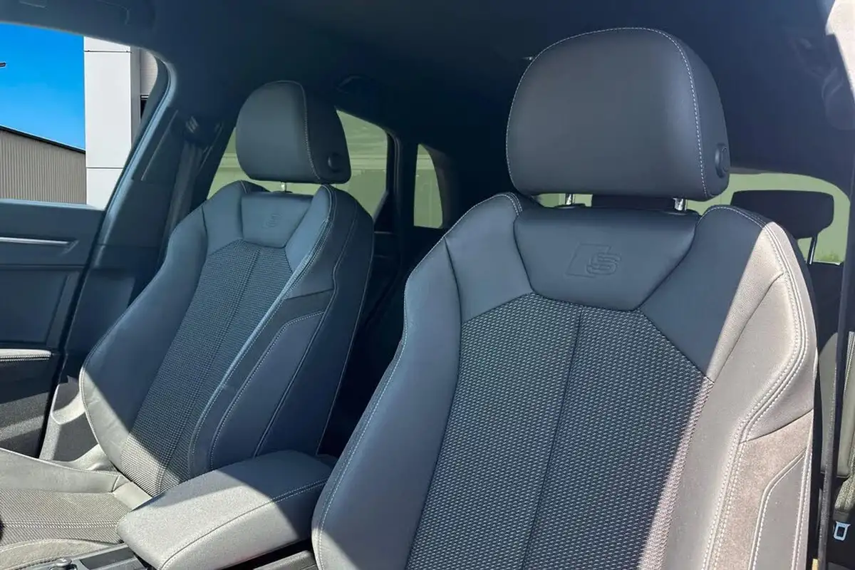 2022-audi-q3-15-35-tfsi-black-edition-cod-station-wagon-big-15