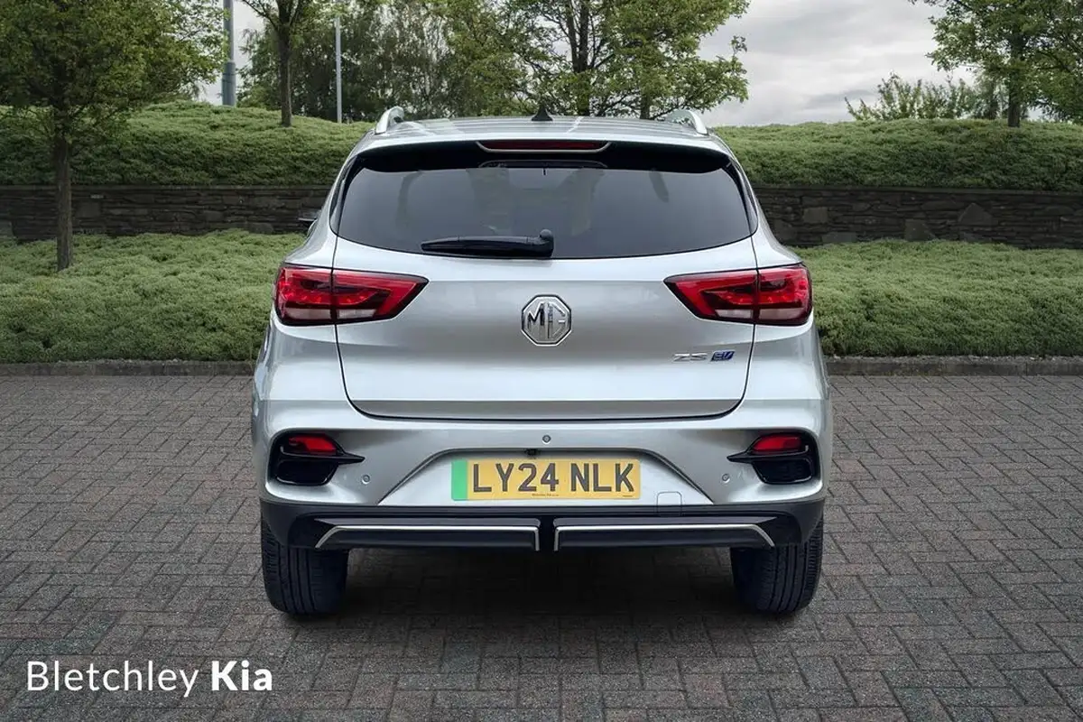 2024-mg-zs-suv-e-trophy-connect-ev-156ps-long-range-big-4