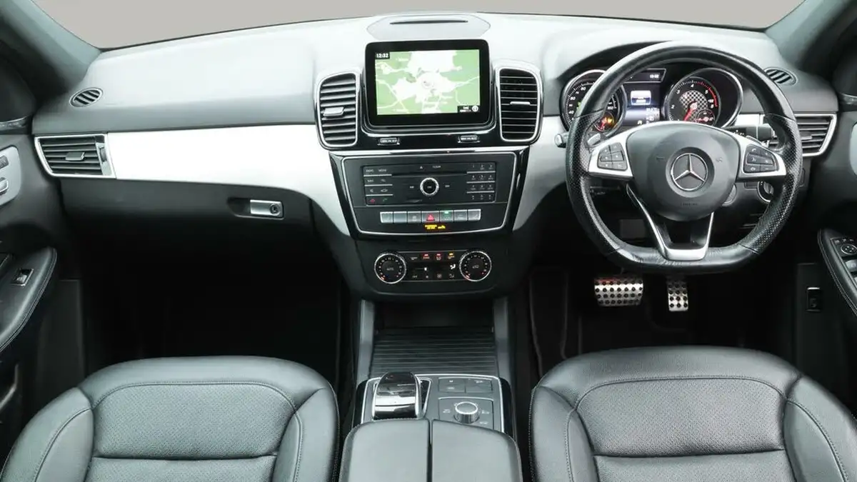2018-mercedes-benz-gle-class-21d-gle250d-amg-night-edition-premium-plus-big-13
