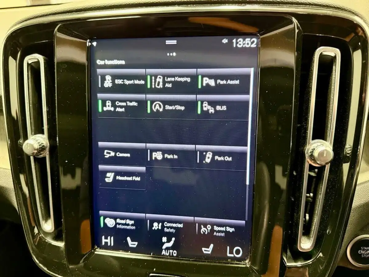2020-volvo-xc40-20td-d4-inscription-big-19