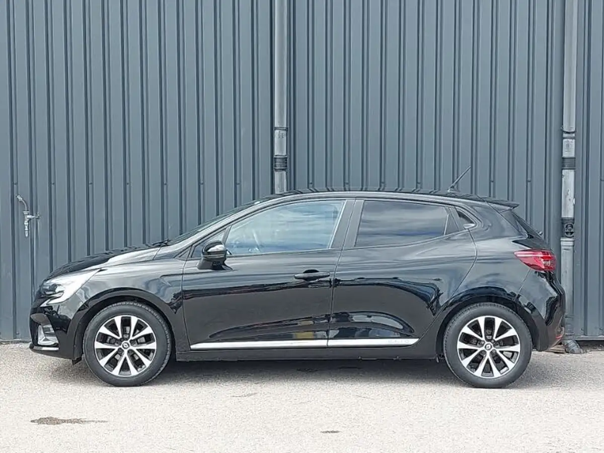 2020-renault-clio-10-sce-iconic-75bhp-big-3
