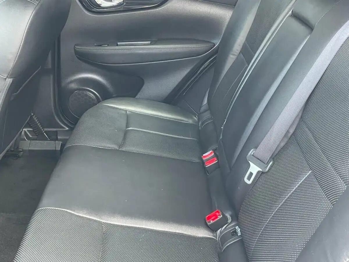 2016-nissan-qashqai-15dci-tekna-big-60