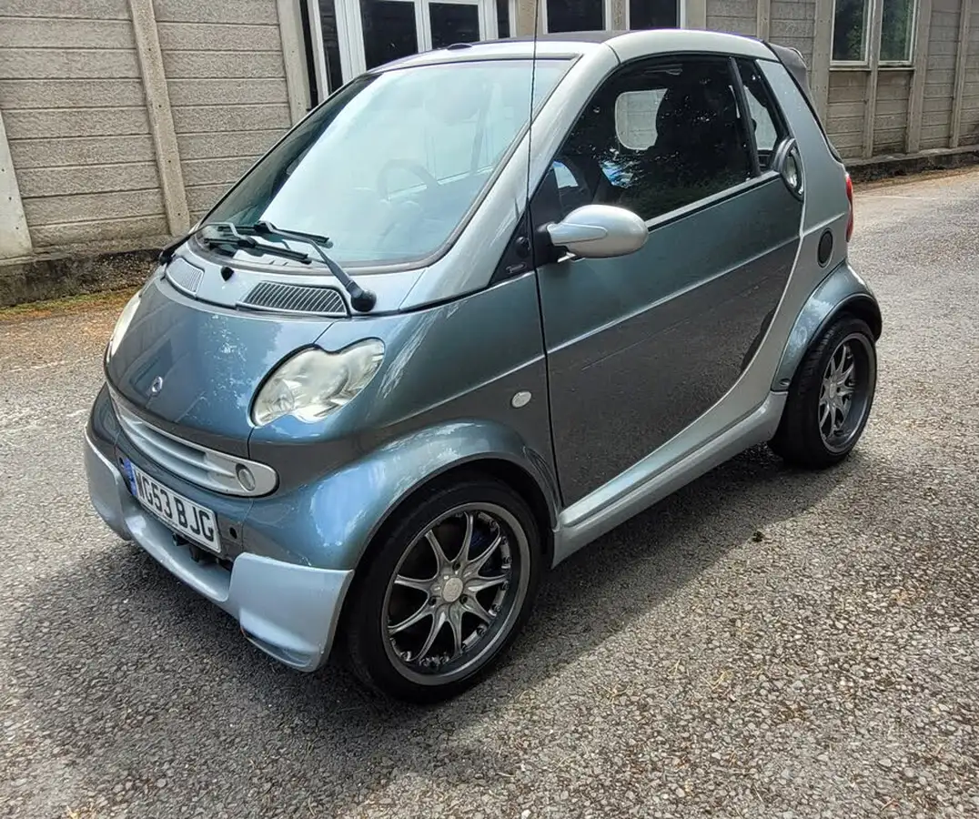 2003-smart-smart-07-passion-cabriolet-2d-big-8