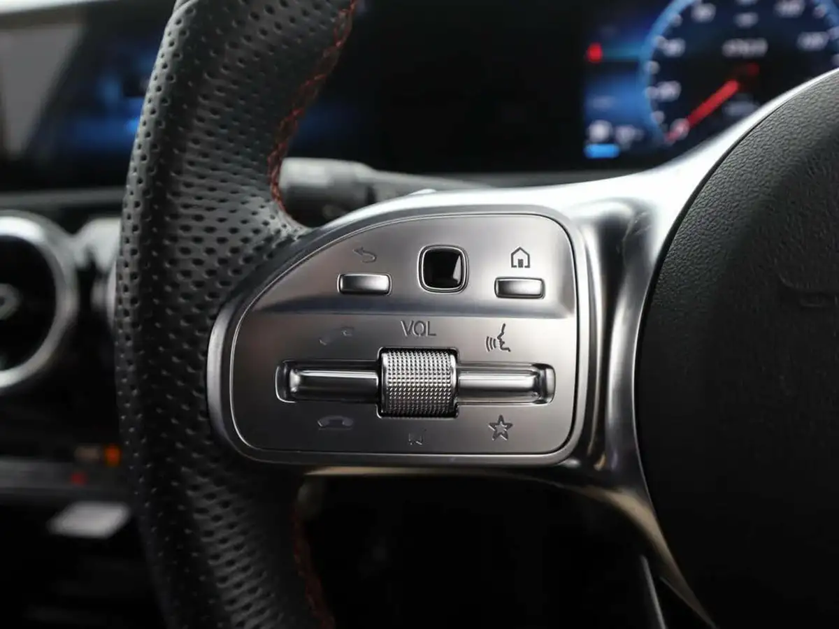 2019-mercedes-benz-a-class-13-a200-amg-line-executive-hatchback-5d-7g-dct-big-29
