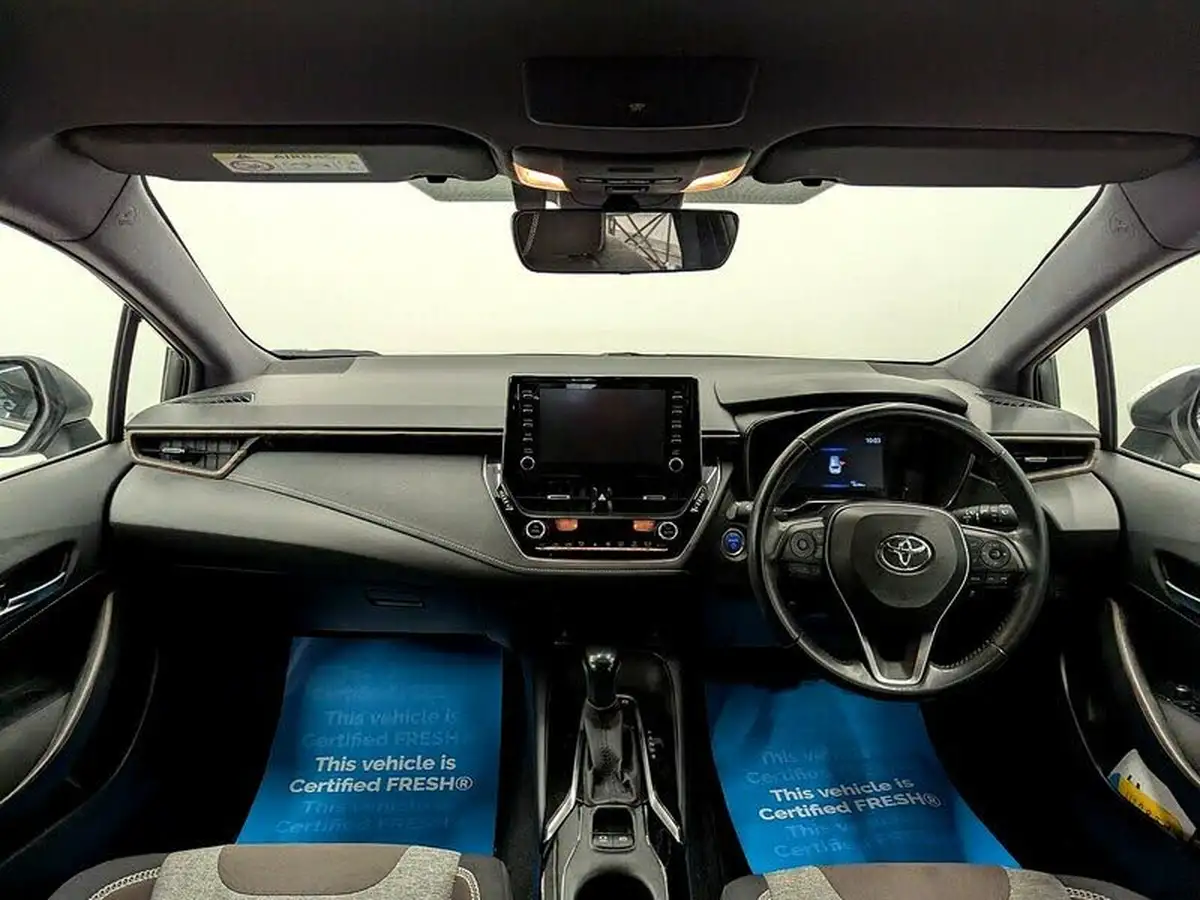 2021-toyota-corolla-18-vvt-i-trek-big-2