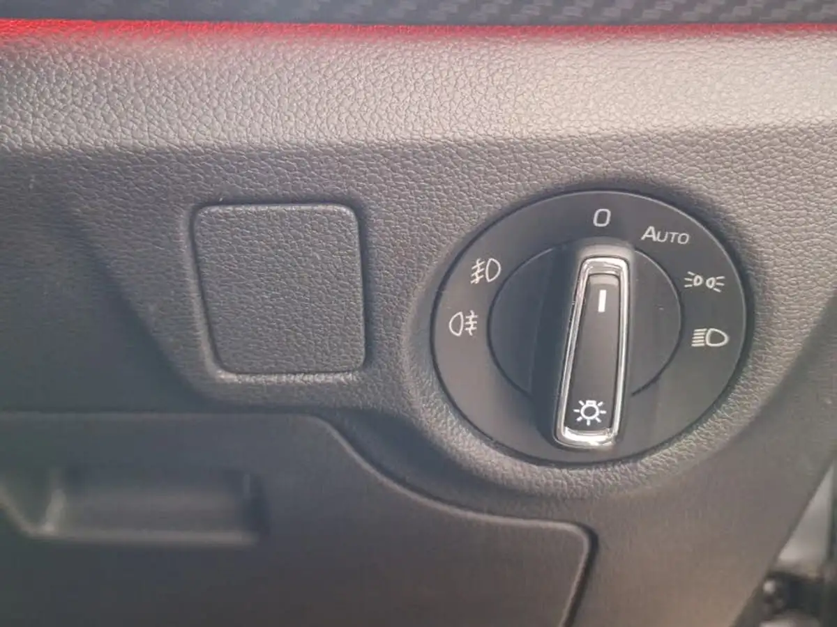 2024-skoda-kamiq-10-tsi-monte-carlo-116ps-big-18