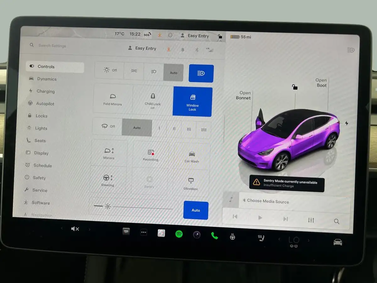 2022-tesla-model-y-e-long-range-big-20