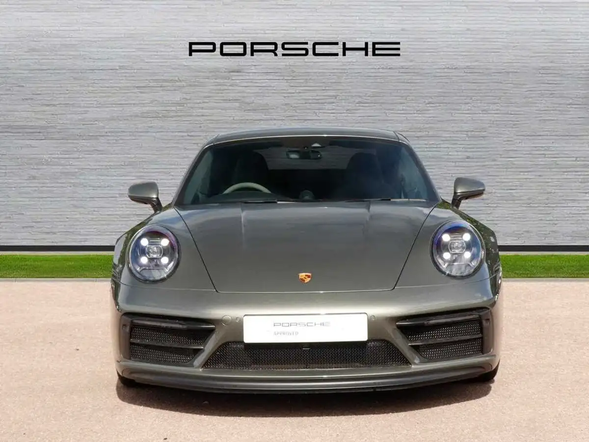 2022-porsche-911-30-carrera-4-gts-coupe-pdk-big-7