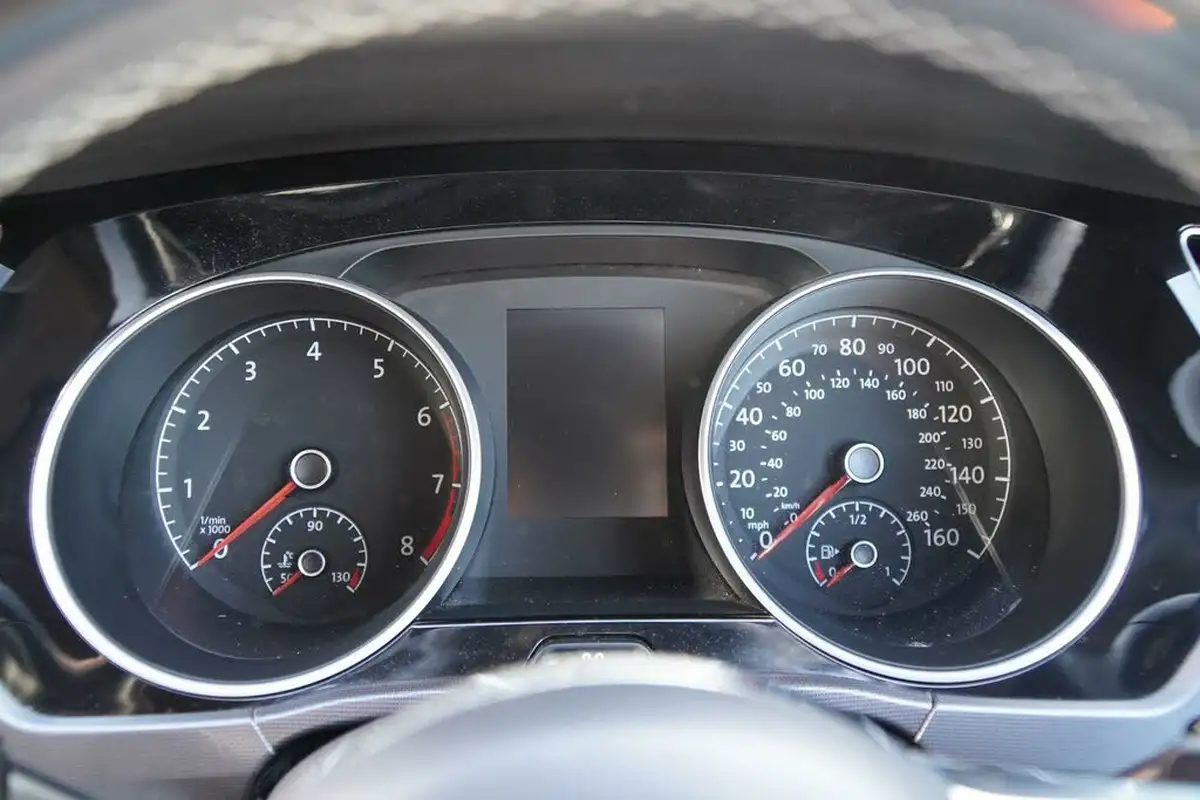 2019-volkswagen-touran-15-tsi-r-line-dsg-big-44