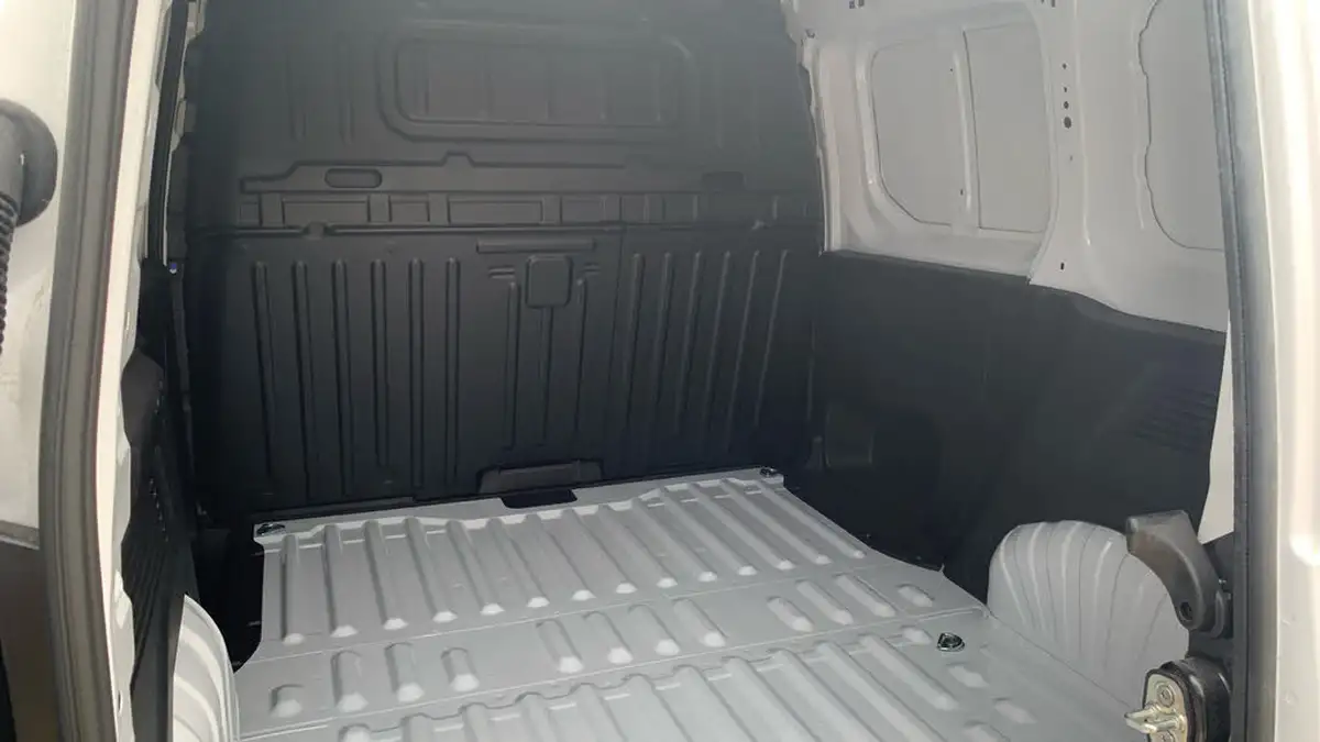2024-citroen-berlingo-big-25