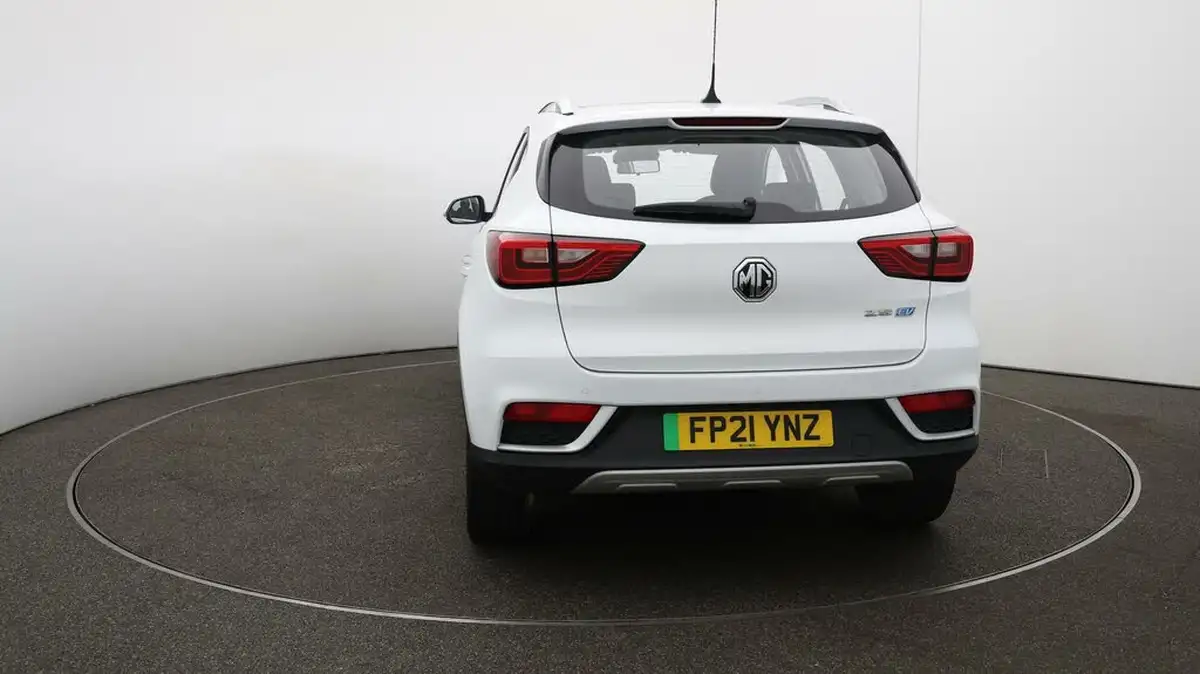 2021-mg-zs-suv-e-exclusive-ev-big-57