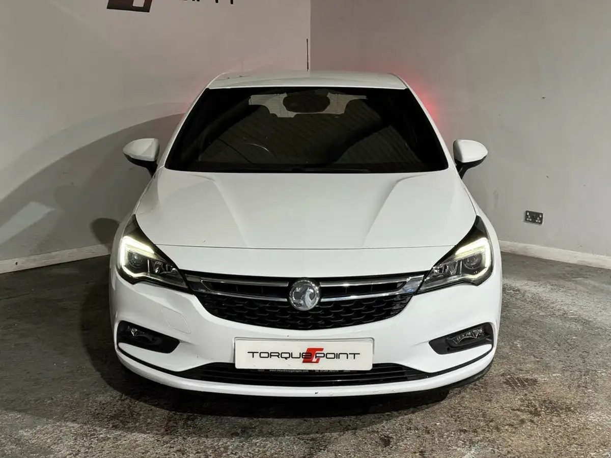 2016-vauxhall-astra-14i-16v-turbo-sri-150ps-hatchback-big-3