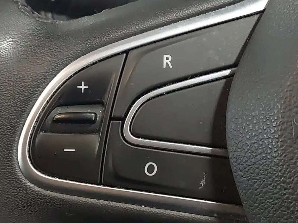 2019-renault-kadjar-13-tce-iconic-140bhp-big-11