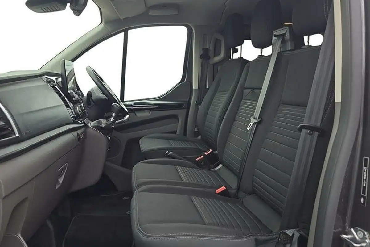 2022-ford-transit-custom-20tdci-300-l1h1-limited-130pseu6dt-double-cab-in-van-big-10