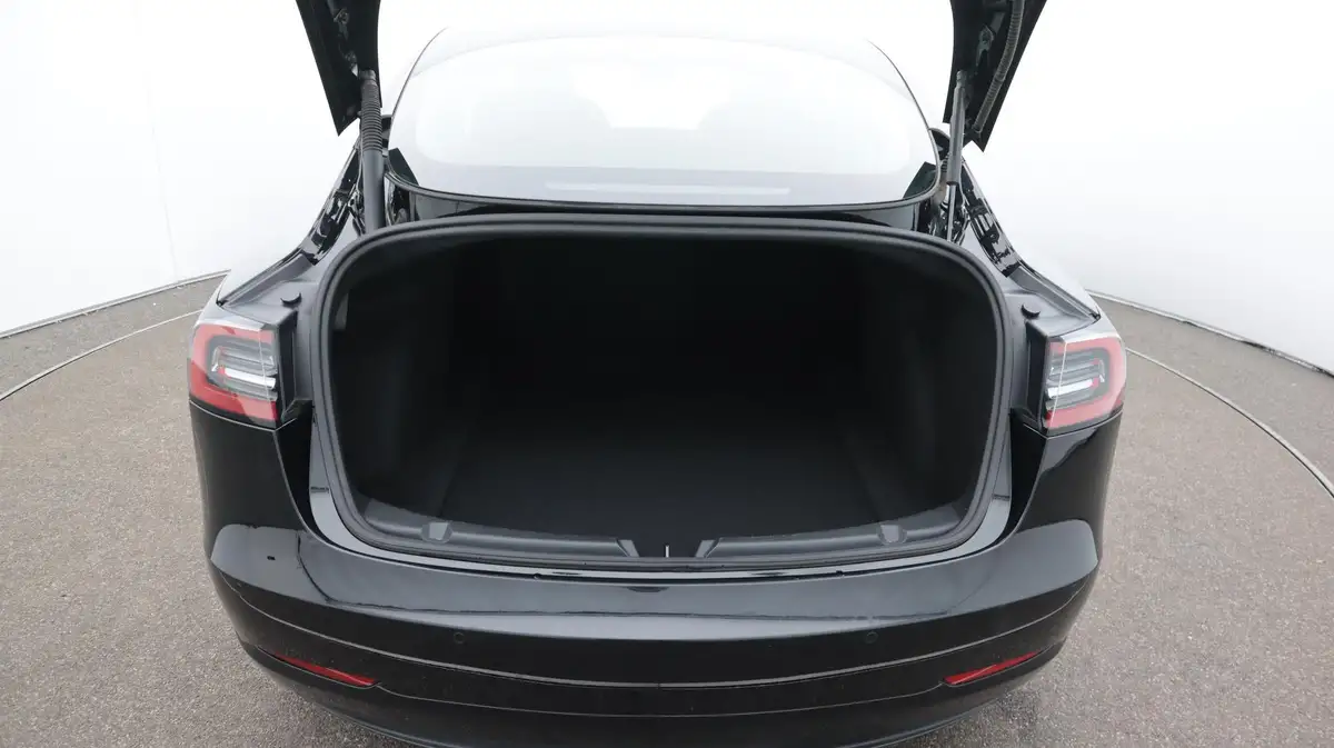 2021-tesla-model-3-e-standard-plus-big-17