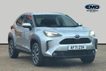 2022 Toyota Yaris 1.5 VVT-i Design (Panoramic Roof)