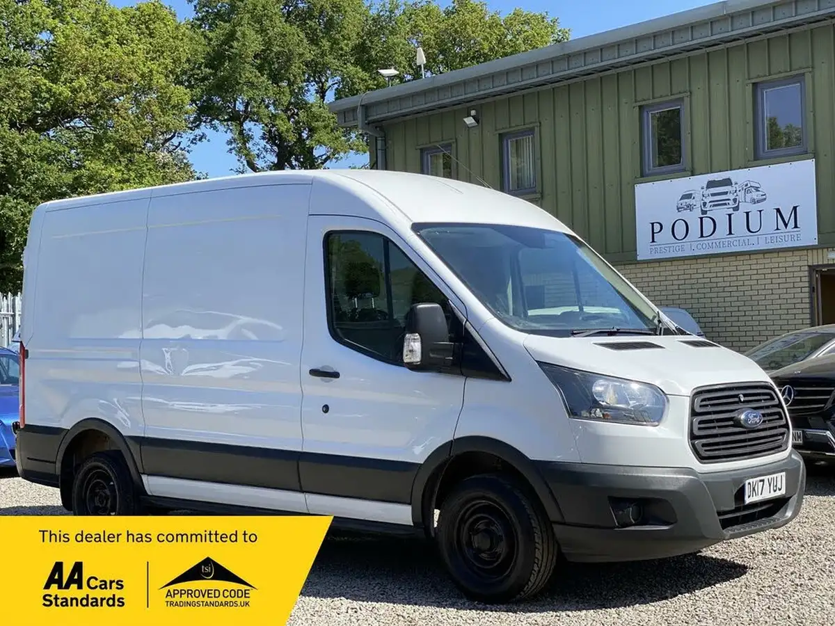 2017-ford-transit-20tdci-310-l2h2-105pseu6-big-0