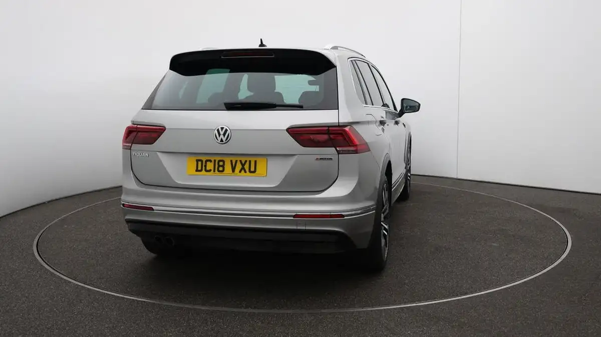 2018-volkswagen-tiguan-20tdi-r-line-150ps-4motion-ss-dsg-big-59