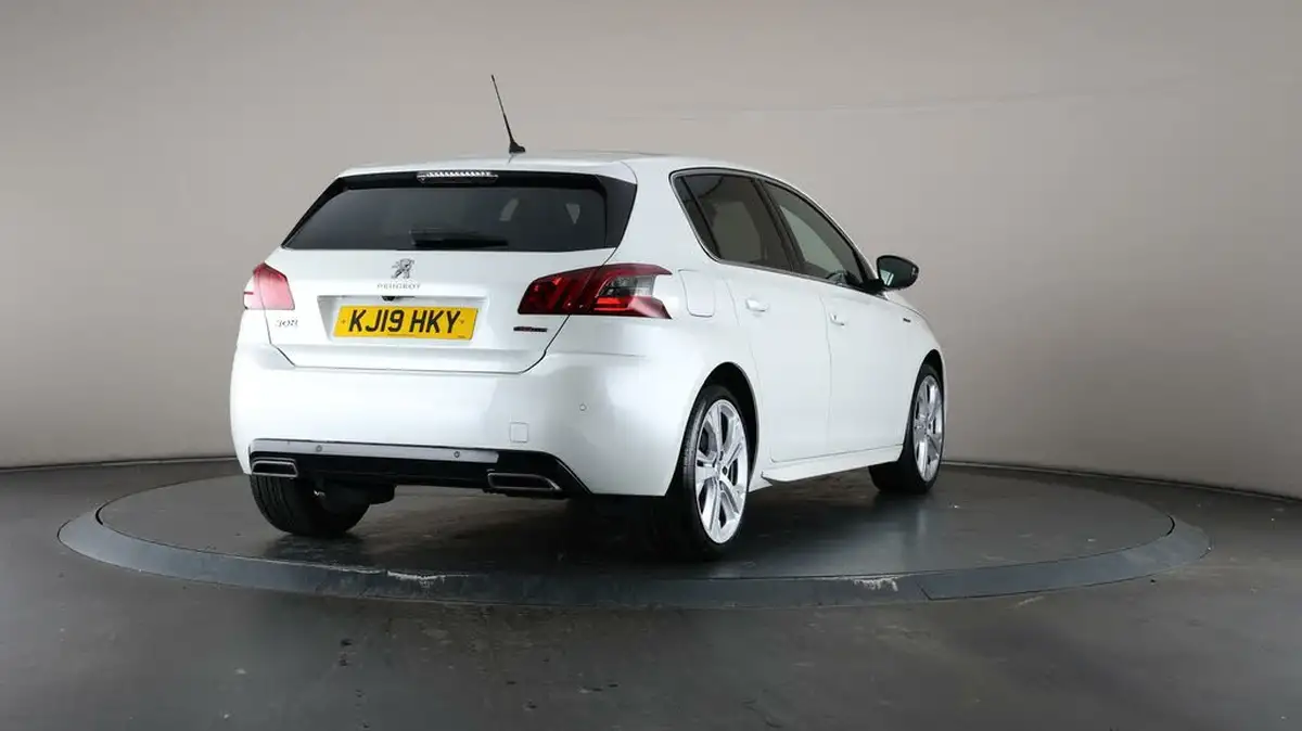 2019-peugeot-308-15-bluehdi-gt-line-big-71
