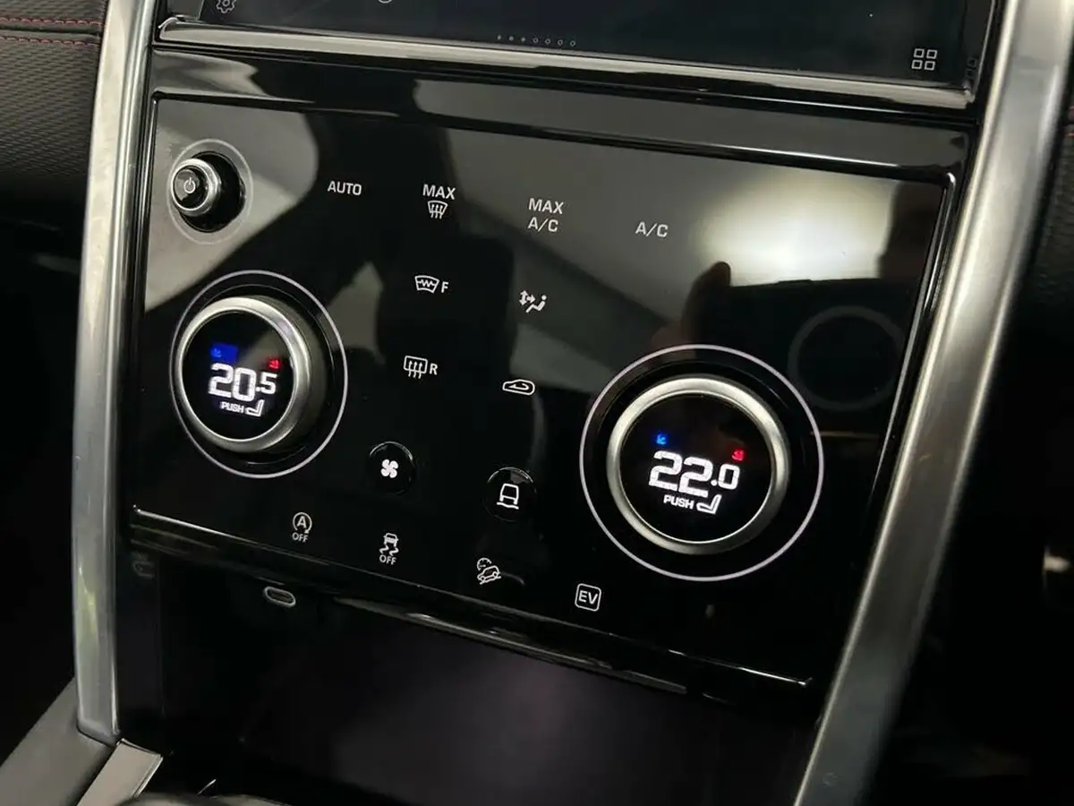 2022-land-rover-discovery-sport-15-p300e-r-dynamic-se-big-27