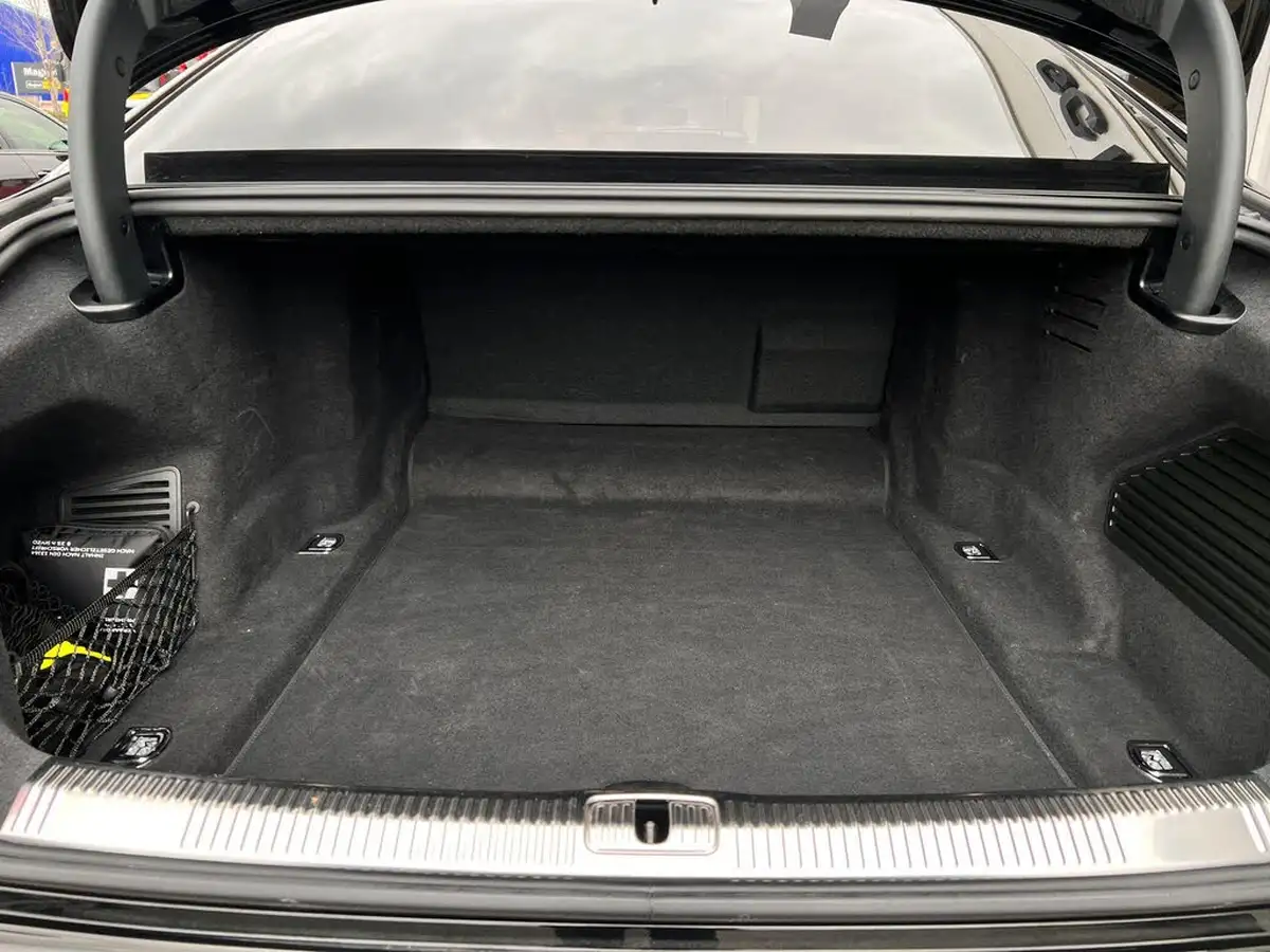2021-audi-a8-30-55-tfsi-black-edition-big-45