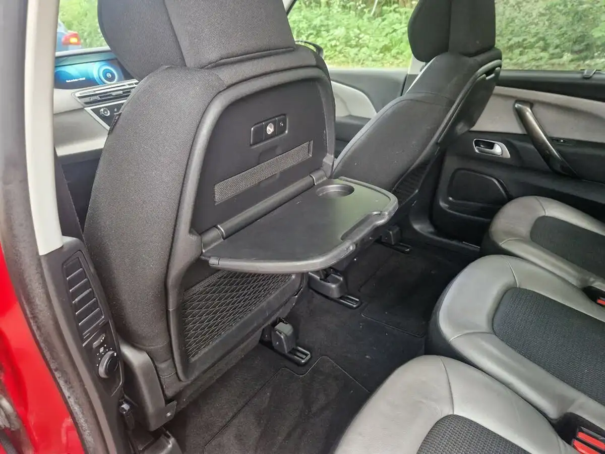 2014-citroen-grand-c4-picasso-16e-hdi-exclusive-etg6-big-16