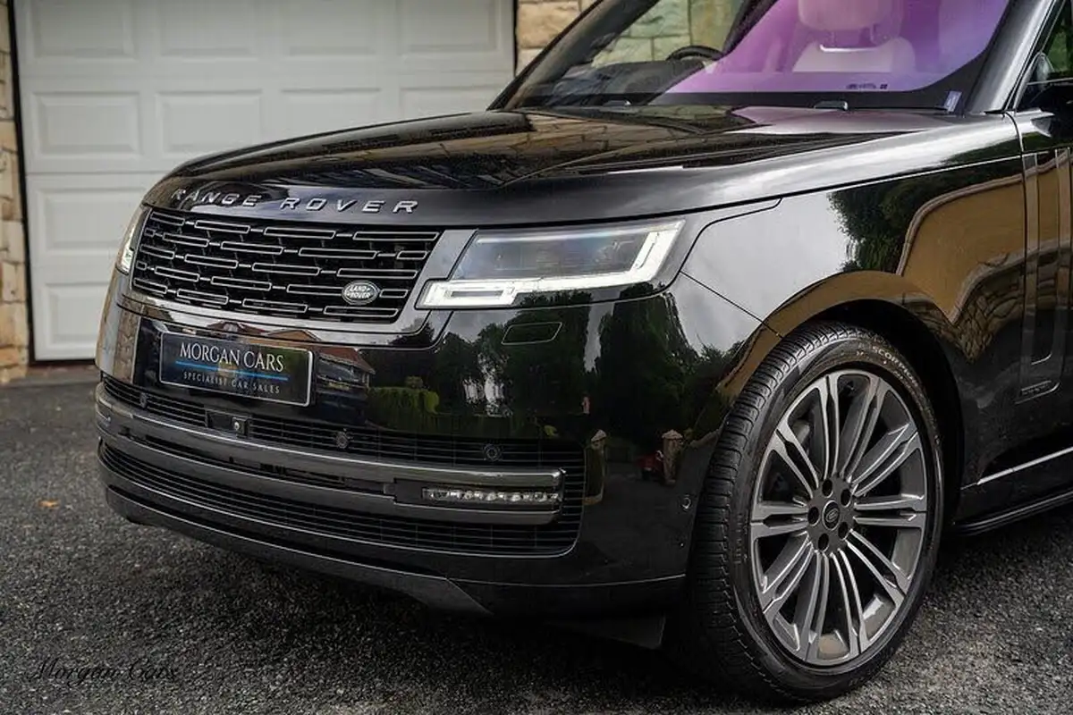 2022-land-rover-range-rover-30-p400-autobiography-big-27